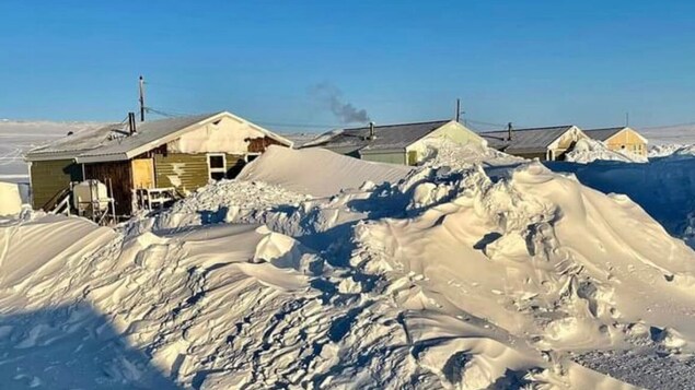 La nourriture retrouve le chemin de Clyde River après une disette causée par la météo