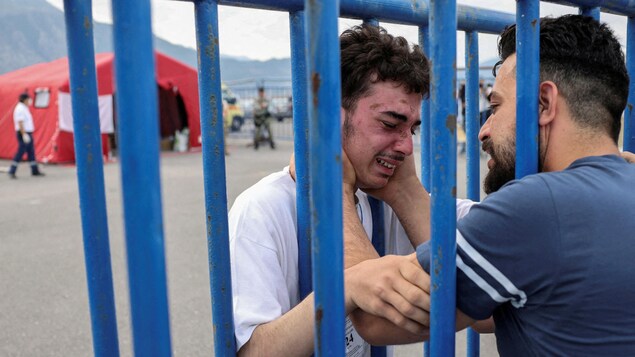 Naufrage en Grèce : jusqu’à 500 migrants manquent toujours à l’appel