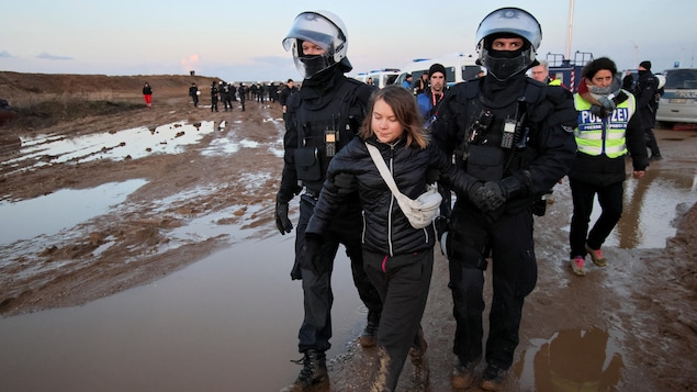 Allemagne : Greta Thunberg interpellée par la police lors d’une manifestation