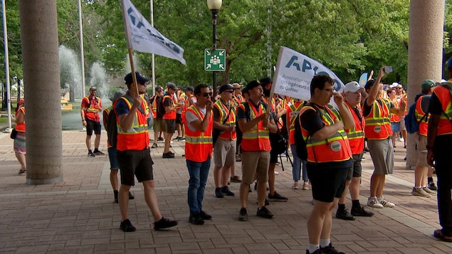 Les ingénieurs du gouvernement québécois votent en faveur de la proposition de règlement
