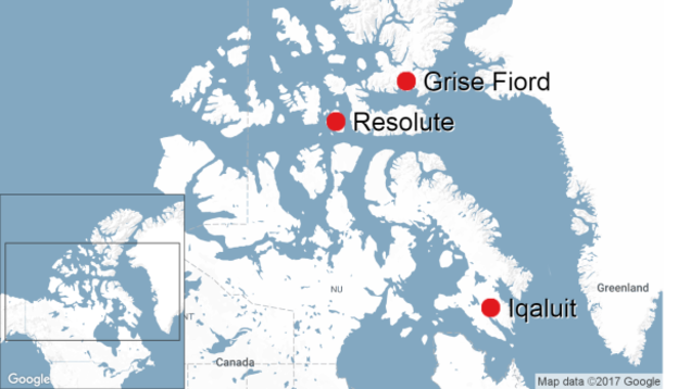 Une carte du Grand Nord canadien qui identifie trois communautés inuites : Grise Fiord (la plus au nord), Resolute Bay et Iqaluit (au Québec) Une carte du Grand Nord canadien qui identifie trois communautés inuites : Grise Fiord (la plus au nord), Resolute Bay et Iqaluit (au Québec)