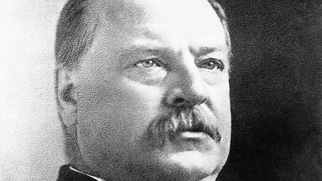 Portrait historique en noir et blanc de Grover Cleveland.