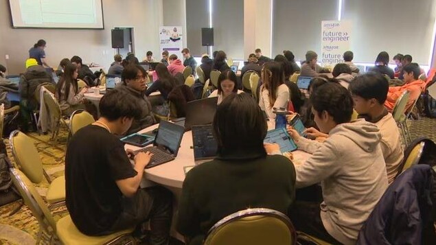 Le codage informatique et la musique pour sensibiliser les jeunes à la culture autochtone