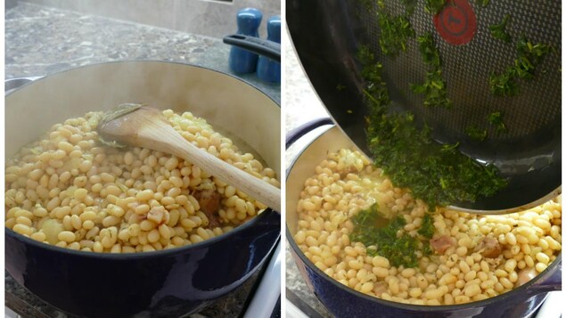 On verse la sauce au persil sur les haricots blancs cuits. On verse la sauce au persil sur les haricots blancs cuits.