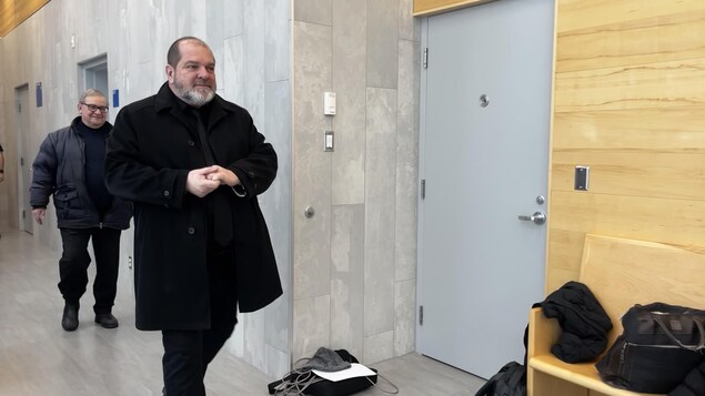 Harold LeBel : la défense et la poursuite proposent 8 mois de prison