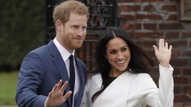 Le prince Harry et Meghan Markle font une apparition publique à Kensington Palace à Londres, le jour de l'annonce de leur mariage à venir.