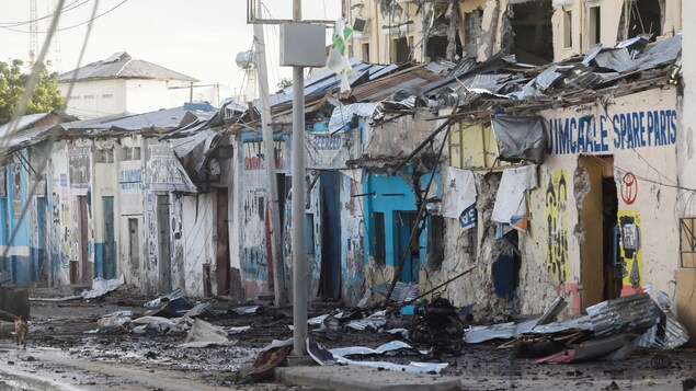 En Somalie, les forces de sécurité bombardent un hôtel pour en déloger des islamistes