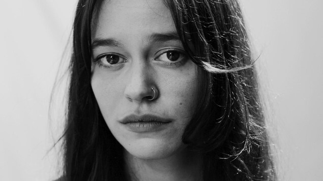Une photo en noir et blanc.