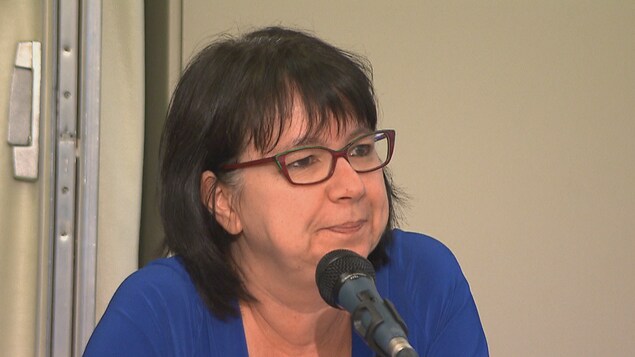 Hélène Messier en conférence de presse Hélène Messier en conférence de presse
