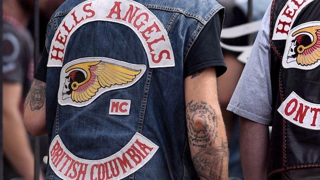 Des membres du groupe de motards Hells Angels de la Colombie-Britannique. 