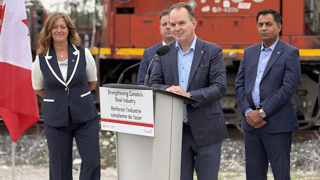 Ottawa débloque 100 M$ pour réduire les coûts de transport de l’acier canadien