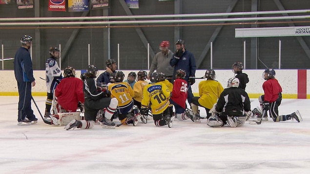 Équipe de Matane en cocus sur la glace Équipe de Matane en cocus sur la glace