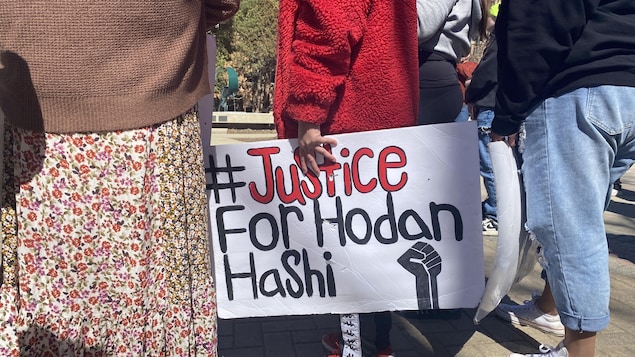 Colère en Saskatchewan et à Ottawa pour réclamer justice pour la famille de Hodan Hashi