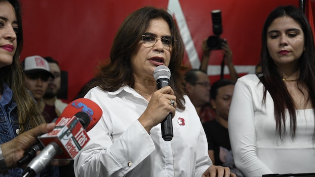 Honduras : la présidente dénonce la « falsification » des résultats