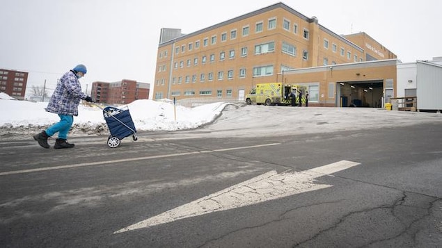 Niveau d’alerte rehaussé : des hôpitaux au bord de la rupture de service