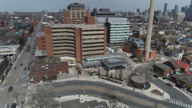 L’Hôpital Toronto Western a failli fermer ses urgences par manque de personnel