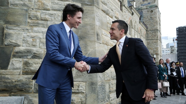 Canadian Prime Minister Justin Trudeau (L) greets Ecuadoran President Daniel Noboa during a welcoming ceremony on Parliament Hill in Ottawa, Canada, on March 5, 2024. (Photo by Dave Chan / AFP) (Photo by DAVE CHAN/AFP via Getty Images)