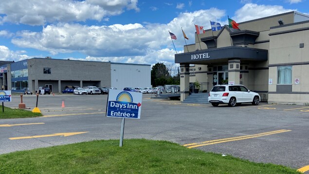 Ados de la DPJ logées à l’hôtel : la Commission des droits de la personne enquête