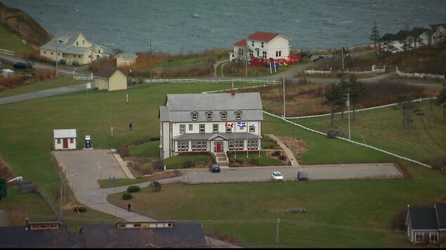 L'édifice municipal de Percé L'édifice municipal de Percé