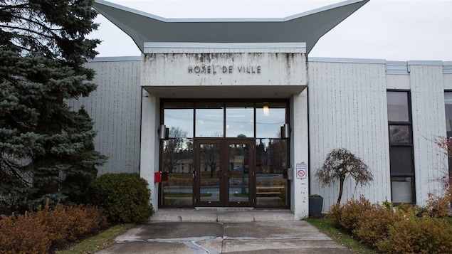 L'hôtel de ville de Matane. L'hôtel de ville de Matane.