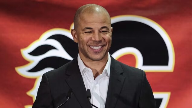 Jarome Iginla de retour avec les Flames