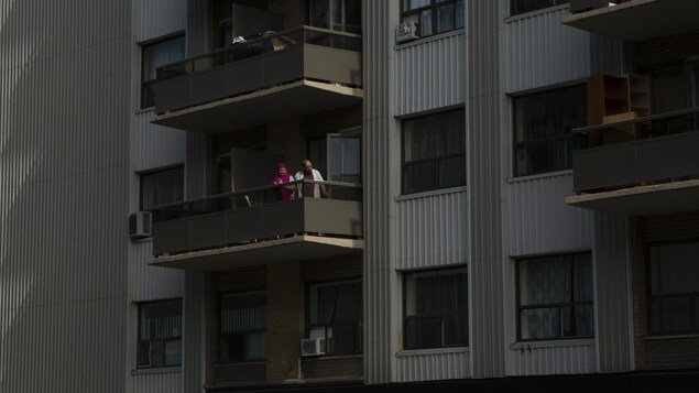 Logements sociaux : l’Alberta veut miser sur les partenariats publics-privés