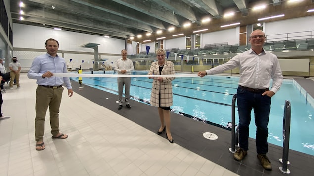 Les Amossois retrouvent leur piscine entièrement rénovée