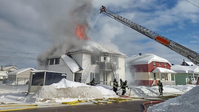 Un incendie dans un immeuble à logements à Dolbeau-Mistassini