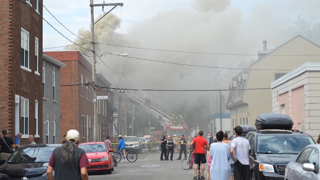 Incendie ayant nécessité une cinquième alarme sur la rue Saint-Bonaventure.
