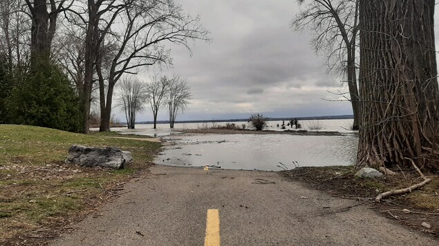 Inondations : la situation demeure précaire dans la région de Gatineau