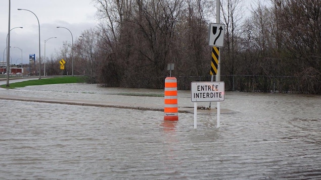 La bretelle d'accès à l'autoroute 50 ce matin en provenance de St-Louis à Gatineau.