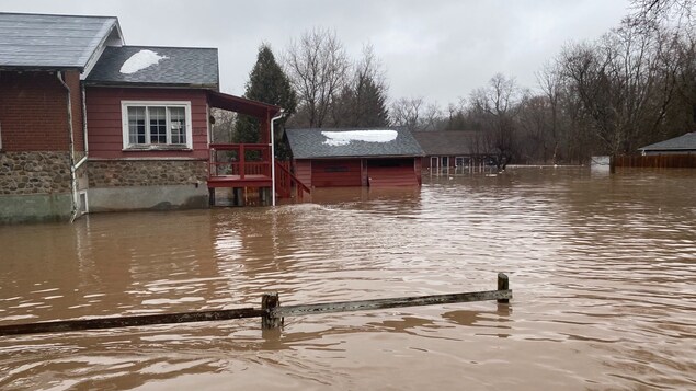 50 résidences évacuées à Brampton en raison des inondations