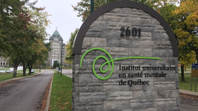 L'Institut universitaire en santé mentale de Québec est situé sur le chemin de la Canardière. 