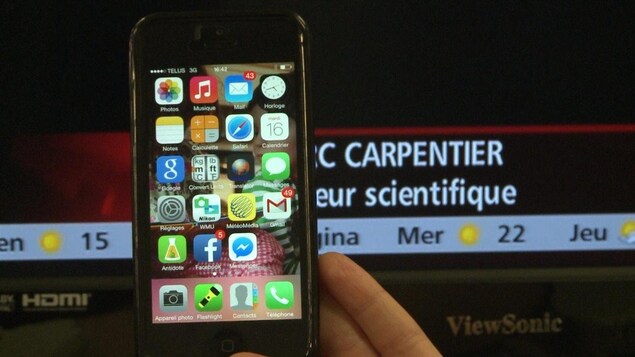 L'alumine haute pureté sert à la conception d'équipements à la fine pointe de la technologie comme les écrans d'iPhone L'alumine haute pureté sert à la conception d'équipements à la fine pointe de la technologie comme les écrans d'iPhone