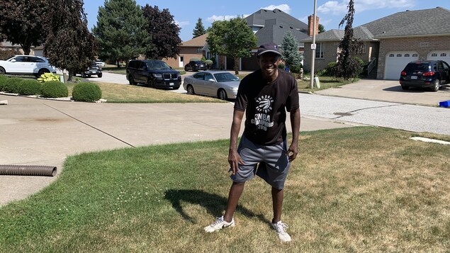 La chaleur extrême détruit des pelouses et plantes dans le Sud-Ouest de l’Ontario