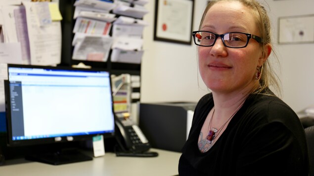 Isabelle Tétu, infirmière praticienne spécialisée. Isabelle Tétu, infirmière praticienne spécialisée.