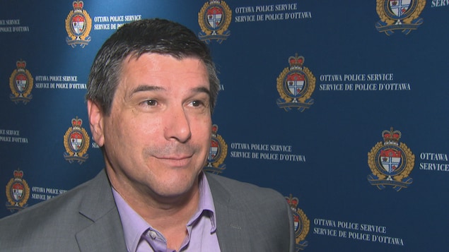 Jamie Dunlop, inspecteur du Service de police d'Ottawa. Jamie Dunlop, inspecteur du Service de police d'Ottawa.