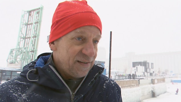 Le vétéran du canot à glace Jean Anderson, après sa 25e victoire Le vétéran du canot à glace Jean Anderson, après sa 25e victoire