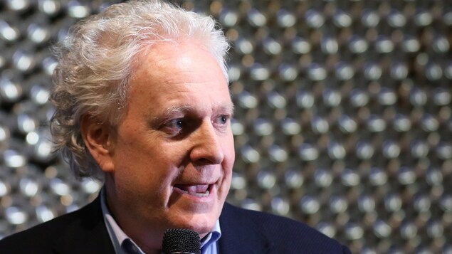 Course à la direction conservatrice : Jean Charest contracte la COVID-19