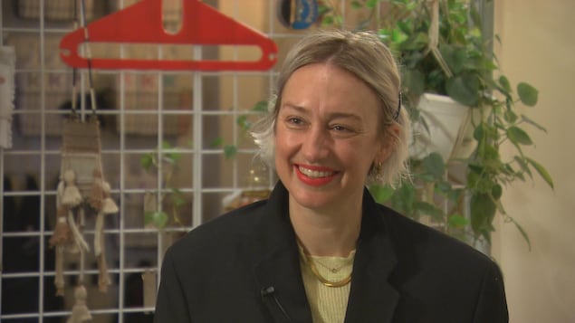 Miriam Toews portera la création d’une designer mennonite à la cérémonie des Oscars