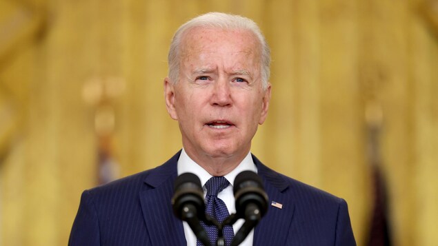 Le président Joe Biden, regarde la caméra lors d'un point de presse à la Maison-Blanche