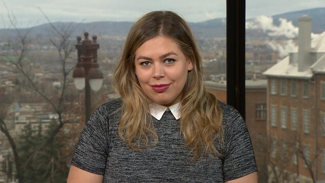 Joëlle Vaillancourt dans les studio de Québec. Joëlle Vaillancourt dans les studio de Québec.