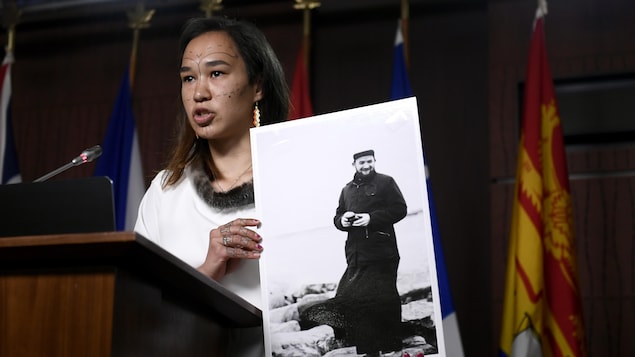 Nouveau mandat d’arrêt contre un prêtre français qui a quitté le Nunavut en 1993