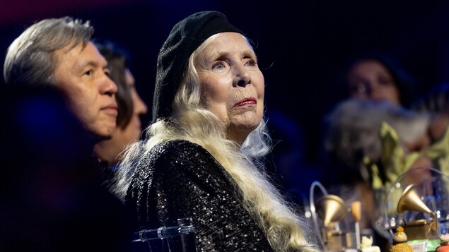 Un grand concert à l’honneur de Joni Mitchell, chanteuse de l’année de MusiCares