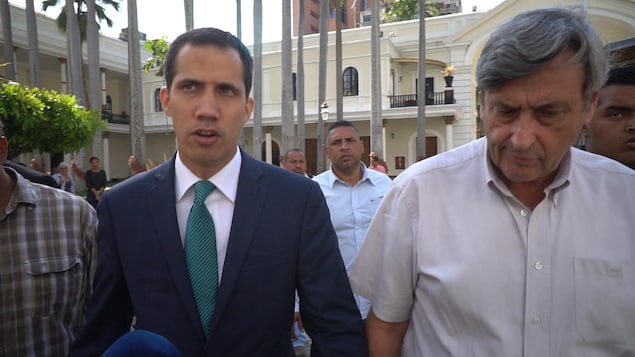 Juan Guaido, président autoproclamé du Venezuela, a accordé une entrevue exclusive à notre envoyé spécial Jean-Michel Leprince.
