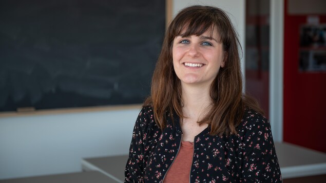 Julie Dufort est doctorante en science politique à l'UQAM et professeure à l'École nationale de l'humour. Julie Dufort est doctorante en science politique à l'UQAM et professeure à l'École nationale de l'humour.
