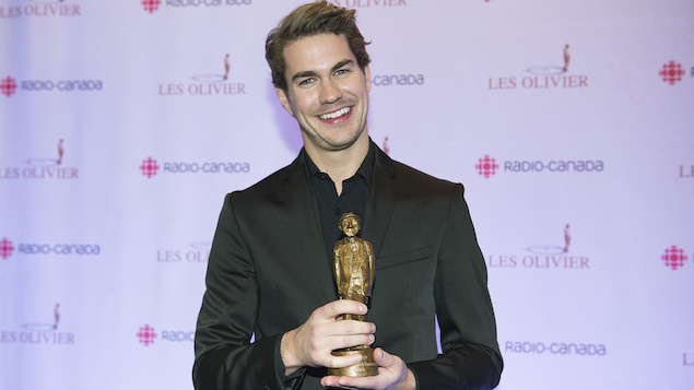 L'humoriste Julien Lacroix lors du Gala Les Olivier en 2019.