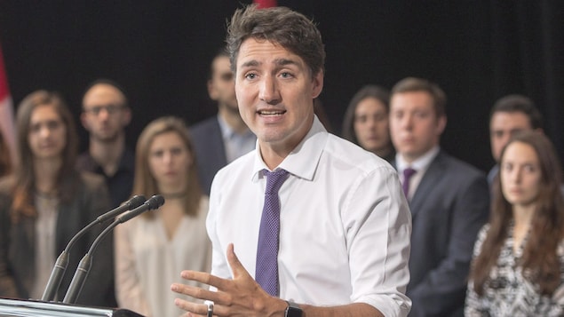 Le premier ministre canadien Justin Trudeau a répondu aux questions de la presse, mercredi, à l'Université Bishop, à Sherbrooke.