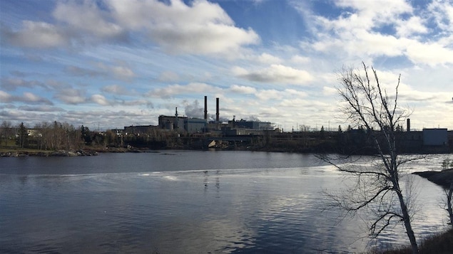L'usine Tembec de Kapuskasing L'usine Tembec de Kapuskasing