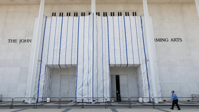 Donald Trump apposera bien son nom sur le Kennedy Center